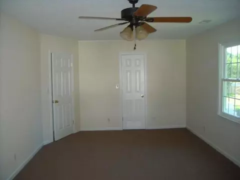 116 Creek Dr, Easley, SC 29642 photo 11
