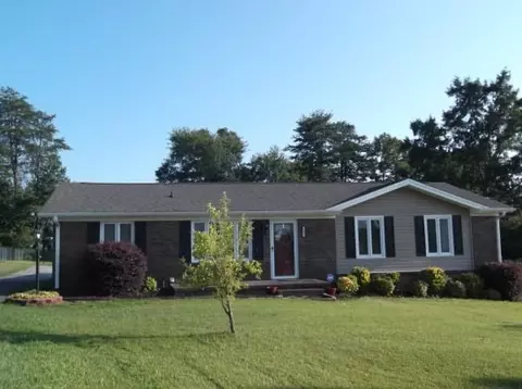 217 Sunset Dr, Easley, SC 29640 photo 1