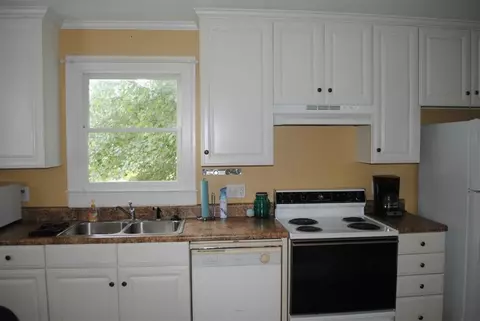 176 E Main #PENDLETON TOWN SQUARE, Pendleton, SC 29670 photo 10