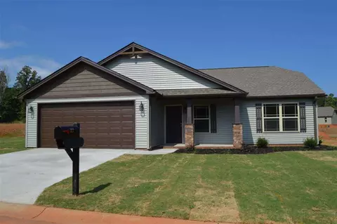 312 S Stonegate Dr, Seneca, SC 29678 photo 1