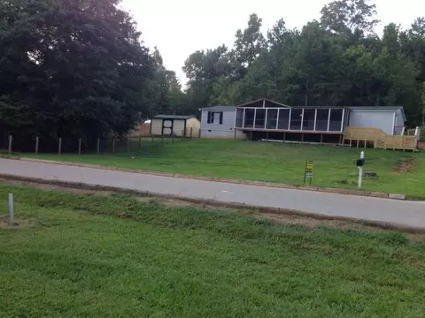 133 Dearborn, Easley, SC 29640 photo 2