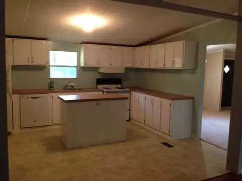 133 Dearborn, Easley, SC 29640 photo 11