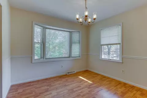 603 S E St, Easley, SC 29640 photo 9