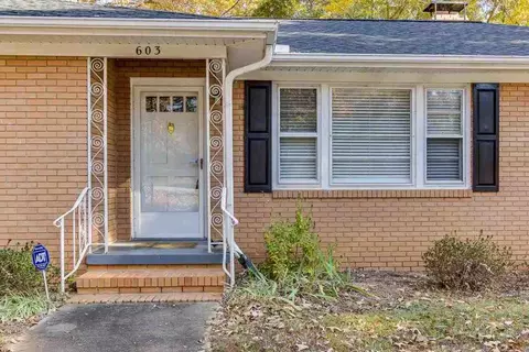 603 S E St, Easley, SC 29640 photo 2