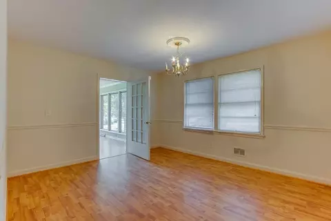 603 S E St, Easley, SC 29640 photo 5