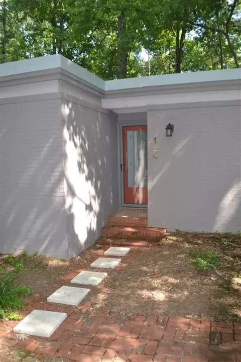124 Briar Ln, Central, SC 29630 photo 2