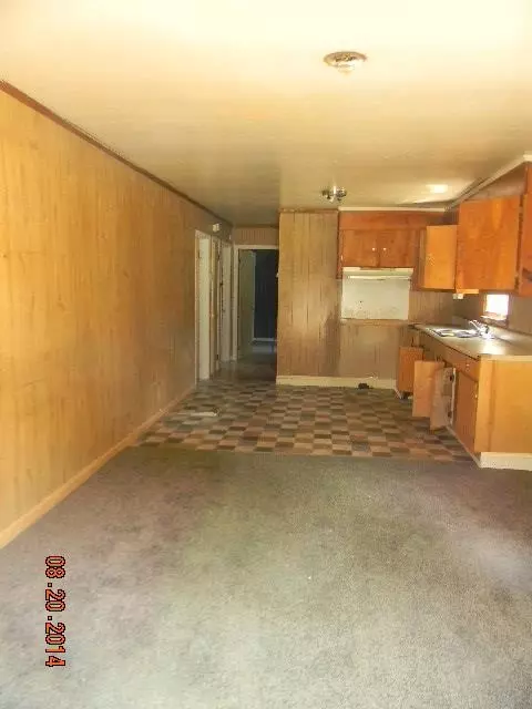 300 Hillside Cir, Iva, SC 29655 photo 2