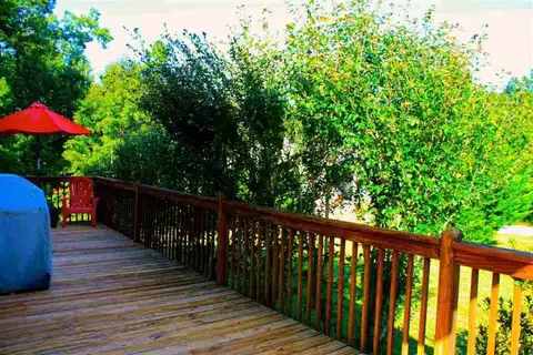 256 Oconee Station Rd, Walhalla, SC 29691 photo 2
