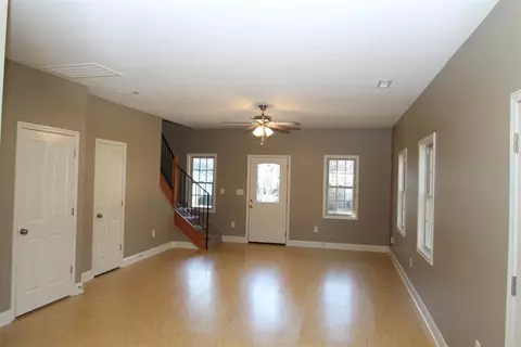 14051 E Camelia Ln, Seneca, SC 29678 photo 4
