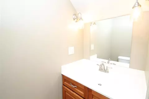 14051 E Camelia Ln, Seneca, SC 29678 photo 9