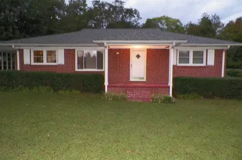 417 Watkins Dr, Pendleton, SC 29670 photo 2