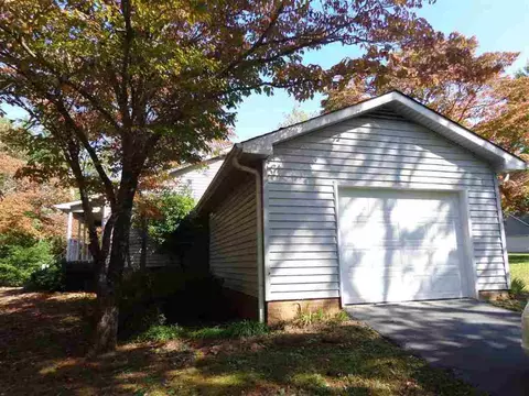 250 Issaqueena Dr #SIX MILE AREA, Central, SC 29630 photo 28