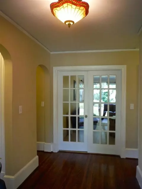 601 E A Ave, Easley, SC 29640 photo 3