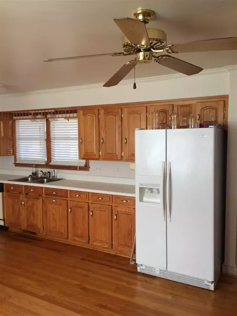 218 Pine Knoll Dr, Easley, SC 29642 photo 4