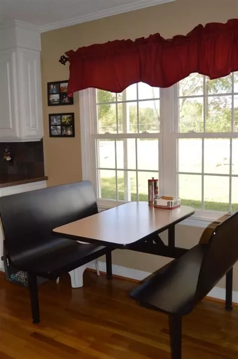 1121 Moorehead Pl, Pendleton, SC 29670 photo 4