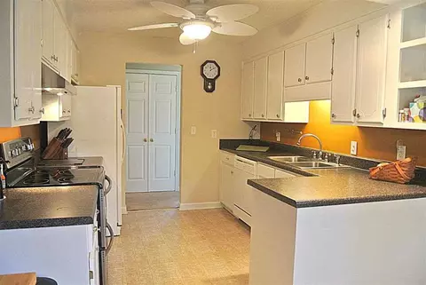 918 Berkeley Dr, Clemson, SC 29631 photo 6