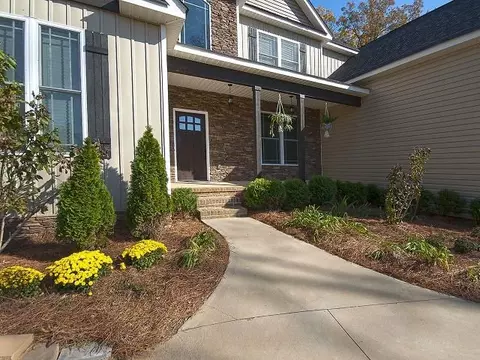 778 Hendricks Rd, Easley, SC 29642 photo 2