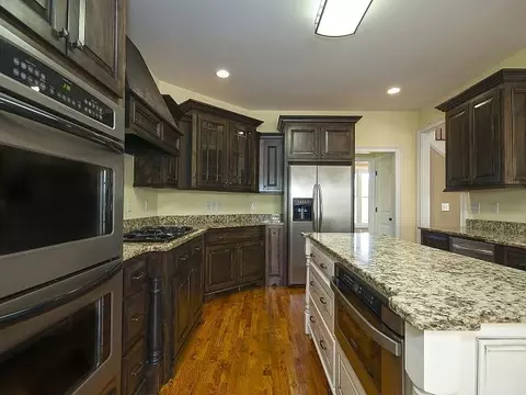 778 Hendricks Rd, Easley, SC 29642 photo 4