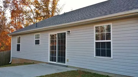 825 E Yorkswell Ct, Moore, SC 29369 photo 5
