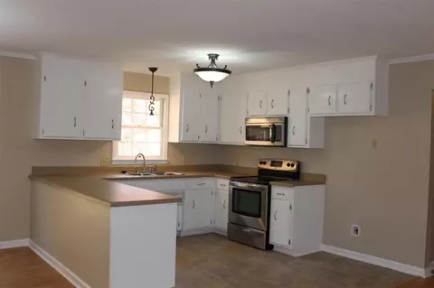 103 Camille St, Easley, SC 29642 photo 5