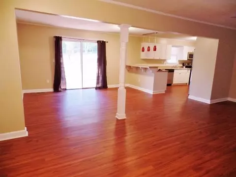 119 Dorr Cir, Easley, SC 29640 photo 3