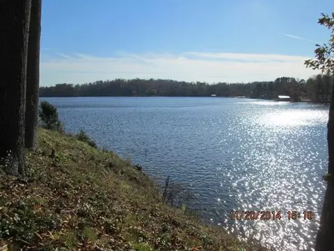 908 Lakeside Dr, Anderson, SC 29621 photo 17