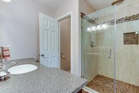340 Camperdown Ct, Easley, SC 29642 photo 19
