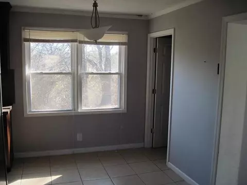 29 Randall St, Williamston, SC 29697 photo 6