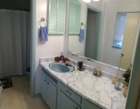 202 Henderson Rd, Easley, SC 29642 photo 8
