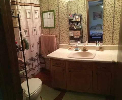 202 Henderson Rd, Easley, SC 29642 photo 18