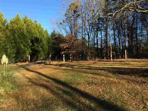 202 Henderson Rd, Easley, SC 29642 photo 23
