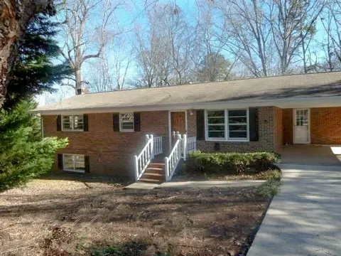 201 Torrington Rd, Walhalla, SC 29691 photo 1