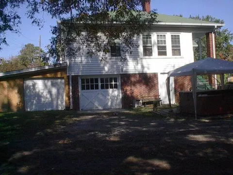 301 W Hampton Ave, Honea Path, SC 29654 photo 18