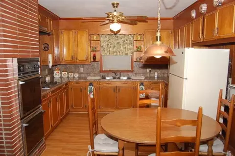 23 Dendy St, Pelzer, SC 29669 photo 6