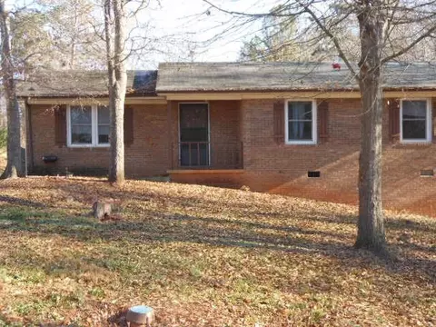 601 Spring Forest Dr, Central, SC 29630 photo 1