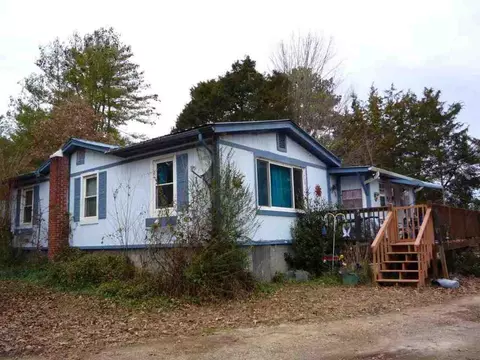 111 Bear Track Rd, Walhalla, SC 29691 photo 1