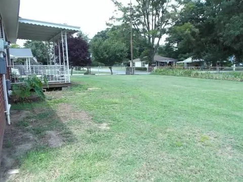 11 Walton Dr, Williamston, SC 29697 photo 7