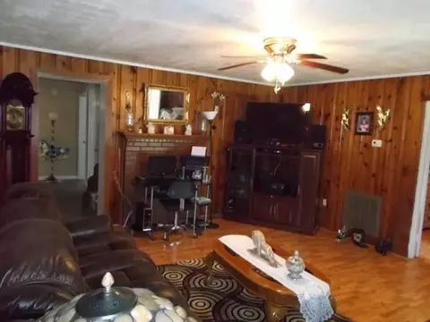 11 Walton Dr, Williamston, SC 29697 photo 9
