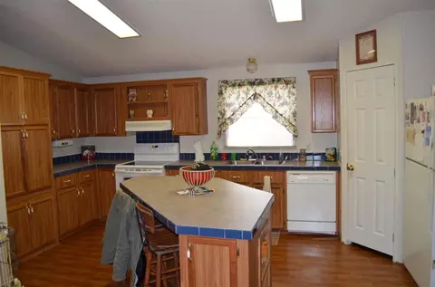 509 Walker Rd, Ware Shoals, SC 29692 photo 6