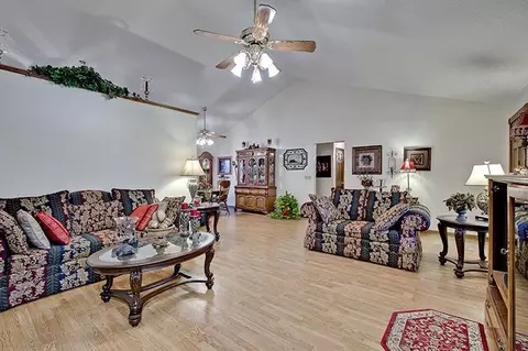 339 Spring St, Central, SC 29630 photo 5