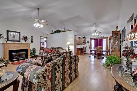 339 Spring St, Central, SC 29630 photo 8