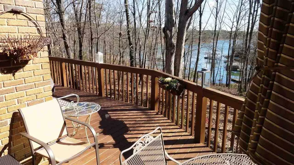  1218 Embassy Dr, Anderson, SC 29625 photo 4