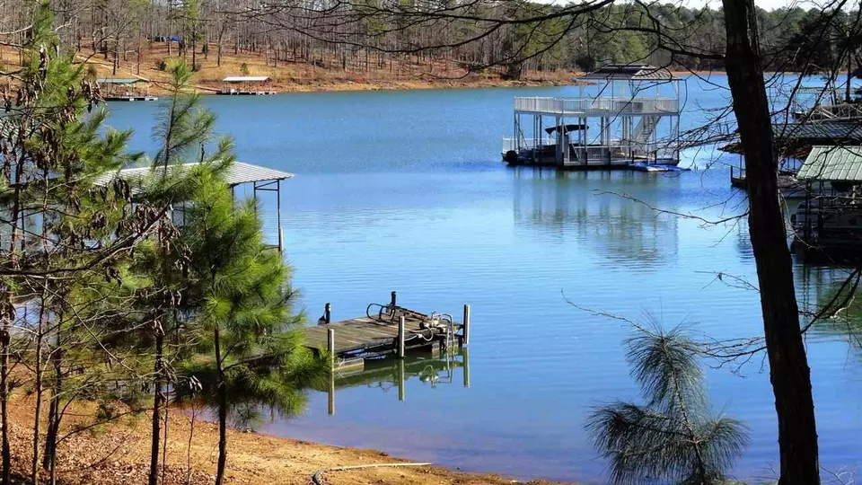  1218 Embassy Dr, Anderson, SC 29625 photo 3
