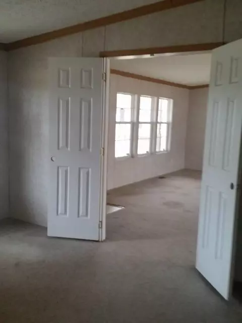 1267 Latimer Mill Rd, Honea Path, SC 29654 photo 4