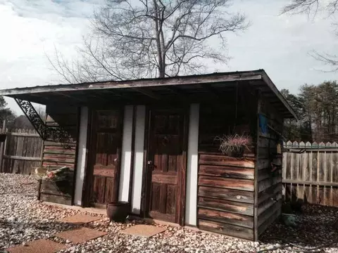 136 Old Shirley Rd, Central, SC 29630 photo 8