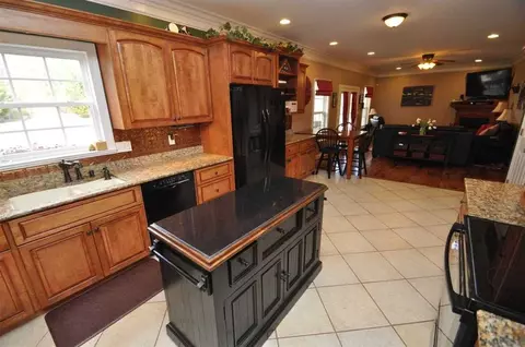 1911 Old Mill Rd, Easley, SC 29642 photo 12