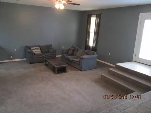 503 E Main St, Pendleton, SC 29670 photo 11
