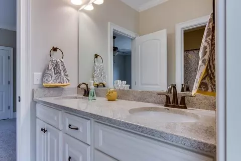 14 Firelight Ln, Easley, SC 29642 photo 9