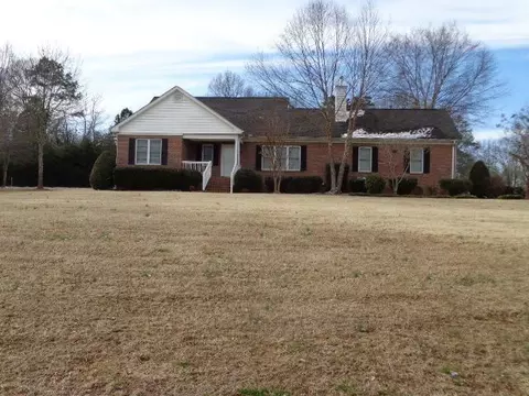 120 Danielle Dr, Pelzer, SC 29669 photo 1