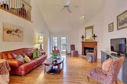 358 Camperdown Ct, Easley, SC 29642 photo 8